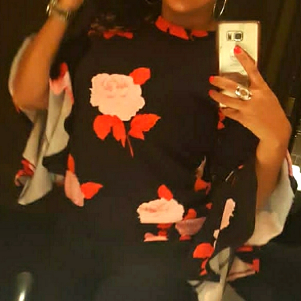 Flower Sweat Shirt - Sweater